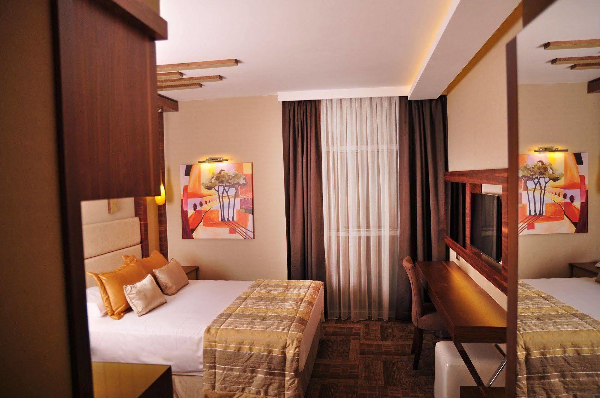 Avin Hotel Izmir Exterior photo
